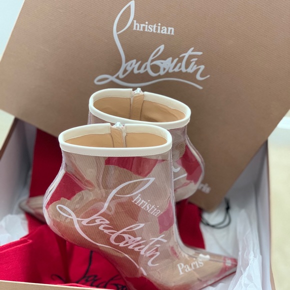 ESTATE SALE, MOVING ABROAD! $1490 CHRISTIAN LOUBOUTIN BOOTIES - Picture 1 of 5